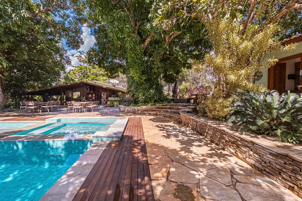 Piscina e área gourmet da Casa Tapera